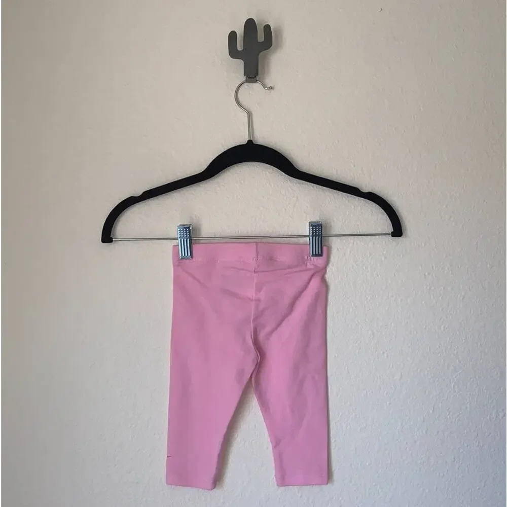 5/$25 NEW‎ Nike Pink Leggings
